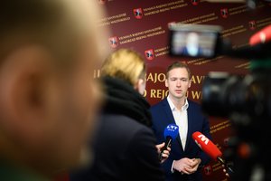 Vilniaus rajono savivaldybėje prisiekė naujasis meras R. Duchnevičius ir tarybos nariai