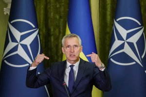 NATO generalinis sekretorius: V. Zelenskis priėmė kvietimą į NATO viršūnių susitikimą
