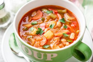 Itališka daržovių sriuba: gaivu, gardu, sveika ir pavasariška