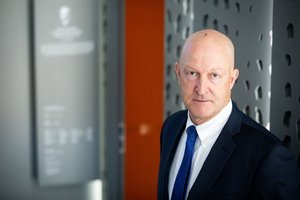 I. Brzezinskis sako, kad pasaulyje kilusios įtampos kur kas didesnės nei Šaltojo karo metais: Lietuvos politika Kinijos atžvilgiu teisinga