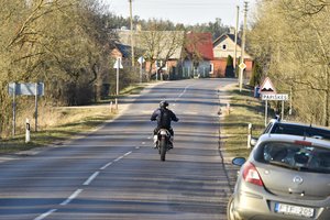 Saugaus eismo ekspertas atsako: ką turi žinoti sezoną pradedantys motociklininkai?