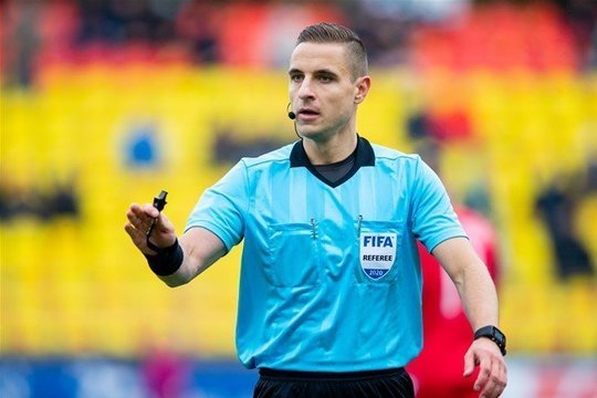 Solidus įvertinimas: D. Rumšas teisėjaus vaikinų U20 pasaulio futbolo čempionate Argentinoje