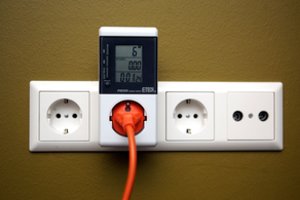 Per savaitę elektros kaina Lietuvoje pakilo 55 proc.: paaiškino, kas tą nulėmė