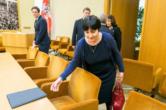 E. Žiobienė: svarbu patikrinti, ar mokiniai į mokyklas atsineša narkotikų