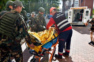 Nuomonės apie sveikatos sistemos pasirengimą karui – išsiskyrė: valdantieji giria daromus namų darbus, o opozicija situaciją vadina tragiška