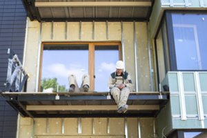 Darbe žuvusiųjų ar susižeidusiųjų skaičius pribloškia: daugiausia nelaimių – dėl pačių darbuotojų kaltės