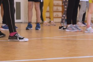 Šioje mokykloje daržovės nuo stalų tiesiog išgaruoja: vaikai jau žino, kodėl sveikai maitintis būtina