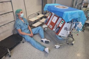 Karo atveju bėgti negali, o kaip padėti nežino: Lietuvos medikai šokiruoti neveiklumu, opozicija – A. Dulkiu