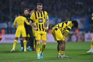 Intriga bundeslygoje: pirmaujantis Dortmundo klubas paliko du taškus Bochume