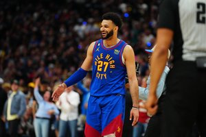 „Nuggets“ galingai pradėjo Vakarų konferencijos pusfinalį – sužibėjo J. Murray