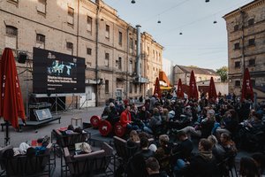 Lukiškių kalėjime 2.0 po atviru dangumi startavo vasaros kino sezonas