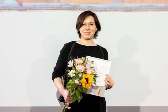 Tarptautinės vaikų ir jaunimo literatūros asociacijos (IBBY) Lietuvos skyrius Aldonos Liobytės premiją už reikšmingiausią metų debiutą skyrė Indrei Šalčiūtei už knygą „Lelijos nuodija miestą“ (leidykla „Alma littera“, 2022).