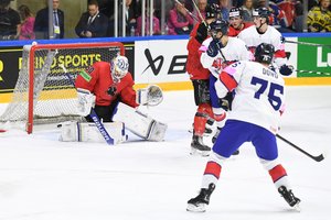 Lietuvos ledo ritulio rinktinė pralaimėjo Didžiajai Britanijai ir lieka autsaidere