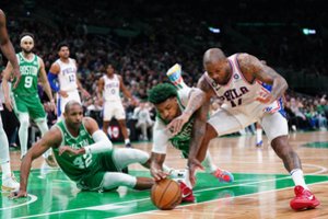 „Celtics“ po pralaimėjimo įsiuto ir nušlavė antrame serijos mače „76ers“