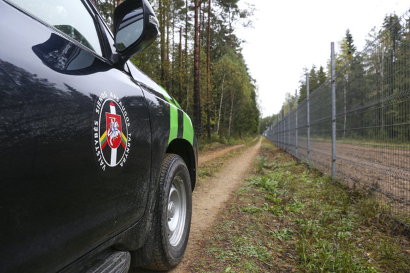 VSAT pareigūnų patruliavimas prie Lietuvos-Baltarusijos valstybinės sienos.