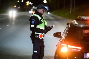 Policija perspėja vairuotojus dėl to net nebandyti gudrauti: turime įrankius, kaip tai išaiškinti 