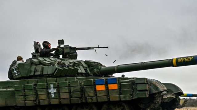 JAV stiprina Ukrainos pajėgas: pranešė apie 271 mln. eurų vertės karinę paramą