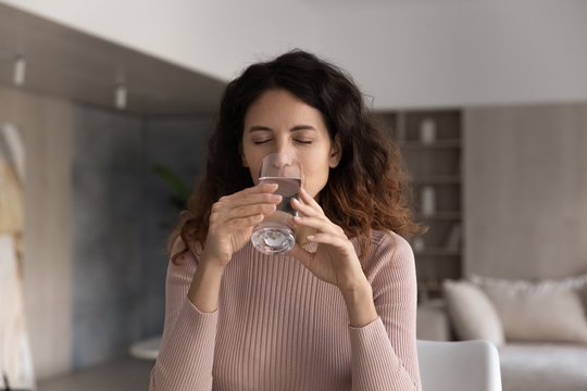 Patarė, kaip teisingai vartoti vaistus: padės išvengti šalutinių poveikių pavojaus