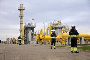 Lenkija didina Baltijos jūros energetikos infrastruktūros karinę apsaugą