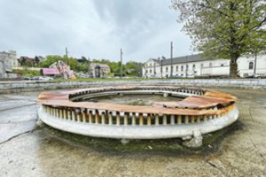 Pradėjus čiurlenti fontanams, Kaunui galvos skausmu liko vienintelis – svarstys, ką su juo daryti