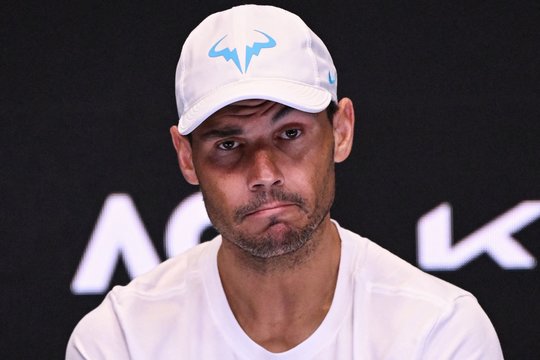 R. Nadalis praleis dar vieną svarbų turnyrą ant grunto