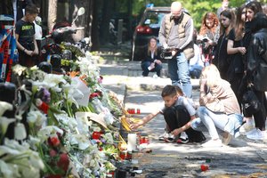 Masinės šaudynės sukrėtė Serbijos gyventojus: niekas netikėjo, kad tai gali nutikti čia