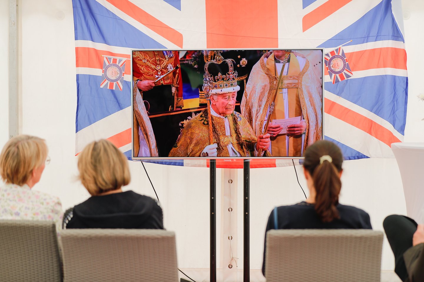 Karaliaus Karolio III karūnavimo ceremoniją per BBC stebėjo 14 mln. žmonių.<br>EPA-ELTA nuotr.