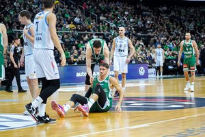 „Žalgiris“ sunkia pergale Jonavoje laimėjo reguliarųjį sezoną