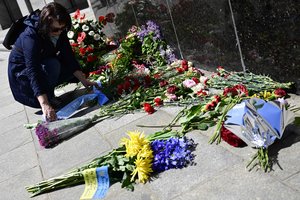 Berlyne per minėjimus šalia paminklų kabinti Rusijos vėliavas uždrausta, Ukrainos – ne