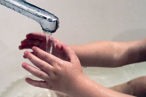 Dar viename mieste dėl hidraulinių bandymų kurį laiką nebus karšto vandens