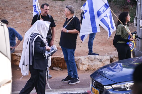 Tel Avive aidėjo raketų pavojaus signalas