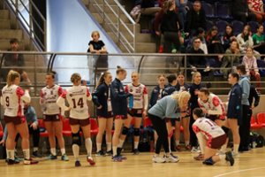 Lietuvos moterų rankinio čempionato finalą įtikinama pergalę pradėjo favoritės