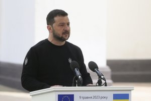 V. Zelenskis: Ukrainai reikia laiko pasirengti kontrpuolimui