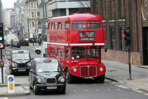 JK centrinis bankas nestabdo – dar kartą kilstelėjo bazinę palūkanų normą
