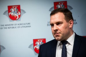 Dėl asmeninių priežasčių iš pareigų traukiasi žemės ūkio viceministras Paulius Astrauskas