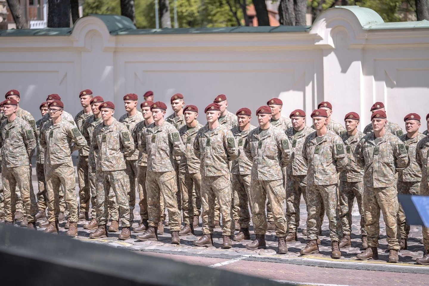  Apdovanoti iš misijos Malyje grįžę Lietuvos kariai savanoriai.<br> KAM nuotr.
