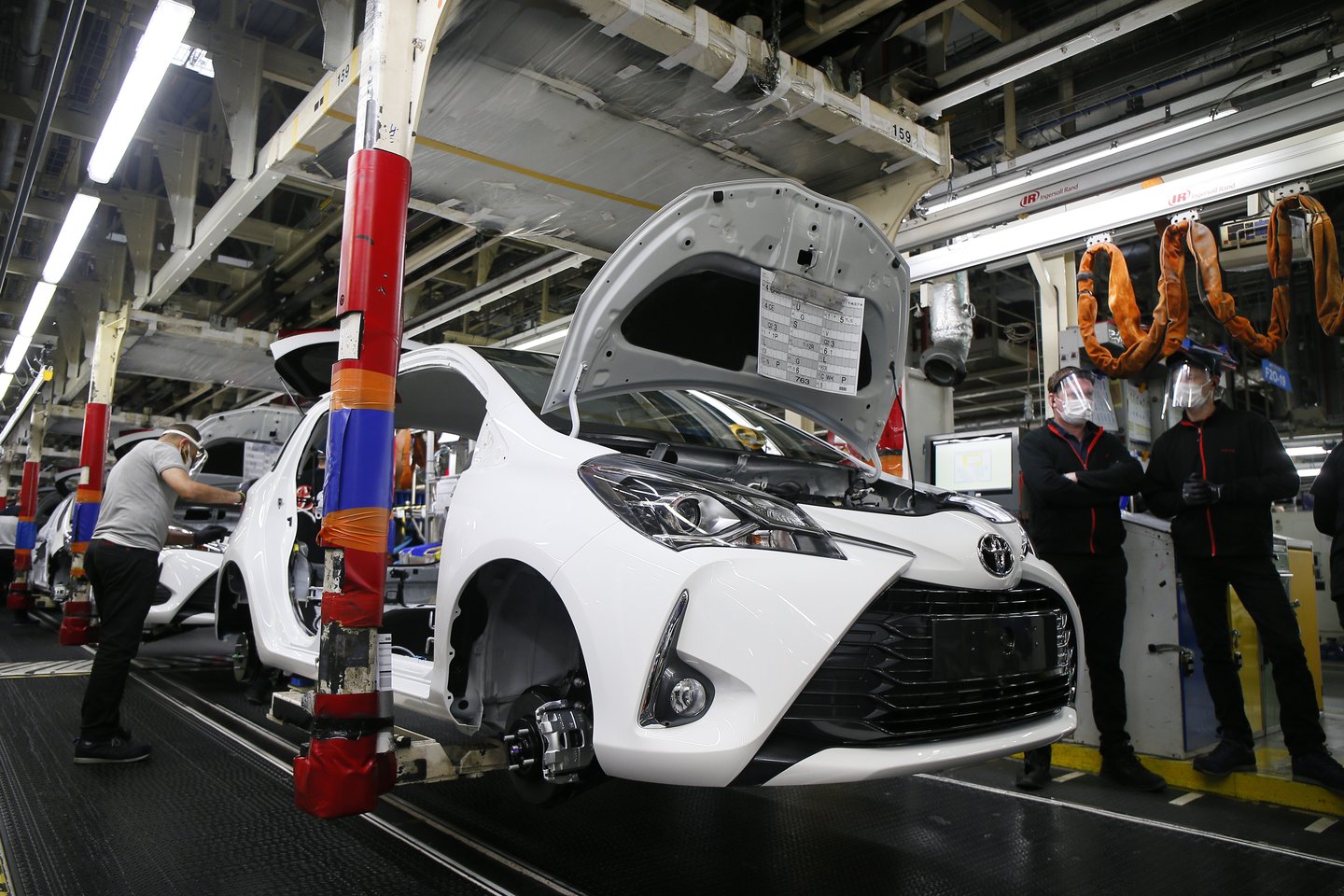 Vien tik per kovo mėnesį „Toyota“ visame pasaulyje pagamino daugiau nei 1 mln. automobilių.<br>AP/Scanpix nuotr.