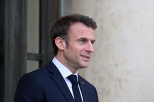 E. Macronas: Rusija virsta Kinijos vasale