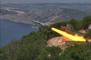 Į ką toliau ukrainiečiai nukreips galingas naująsias raketas? Taikiniu galėtų tapti šis sovietinis monstras