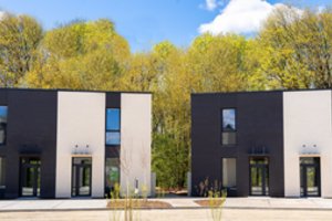 Tarp daugiabučio ir nuosavo namo: būstas Vilniuje vasarą primena Druskininkus, žiemą – Šveicariją