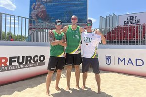 Lietuvos paplūdimio tinklinio rinktinė CEV Tautų taurę pradėjo nukaldami ispanus