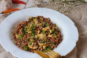 Valgis iš nepelnytai pamirštų grikių maloniai nustebino skoniu: išbandykite ir jūs