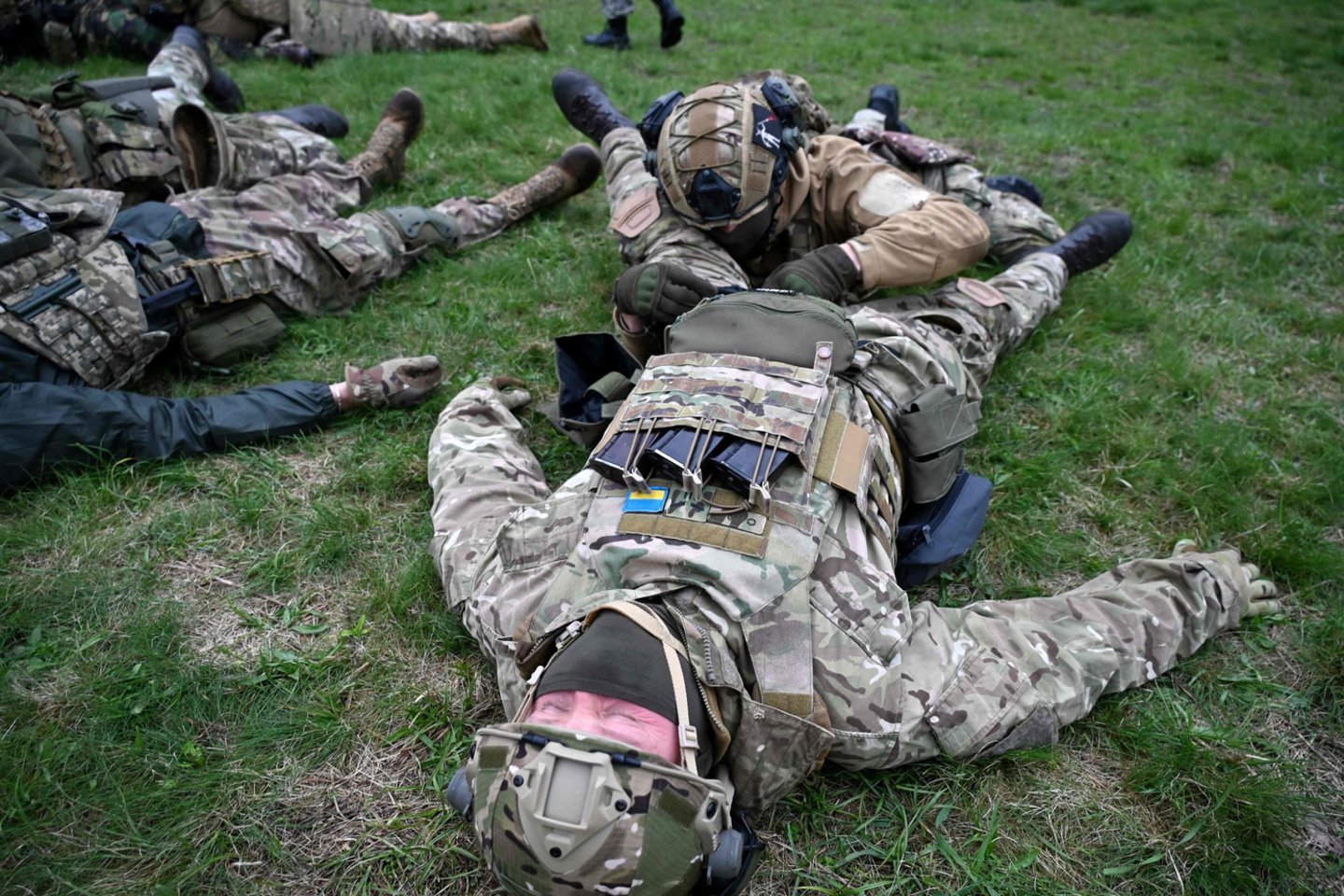 Ukrainos karių apmokymai teikti medicininę pagalbą.<br>AFP/Scanpix nuotr.