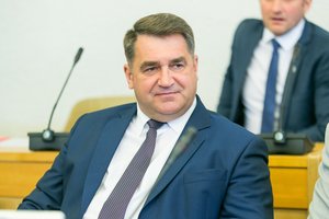 Pats trauktis žadėjęs Kupiškio meras D. Bardauskas to nepadarė: VRK pati panaikino mandatą