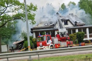 Aiškėja daugiau detalių apie gaisrą pakelės užeigoje prie Kauno: vyras apdegė 80 proc. kūno