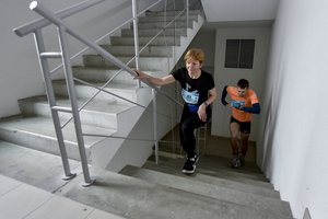 Bėgikai ir vėl šturmuos „Europos“ dangoraižį