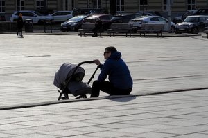 Pasitikrinkite, ar jūs Lietuvoje priklausote viduriniajai klasei: štai kiek turėtumėte uždirbti