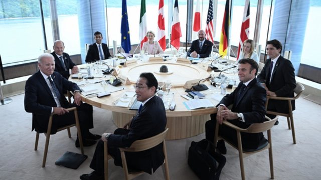 G7 susitikimo metu tikimasi naujų sankcijų Rusijai: įvardijo, kam žada įvesti draudimą