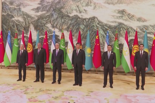 Xi Jinpingas siekia dar glaudesnio ryšio su Vidurio Azija: ragina išnaudoti bendradarbiavimo potencialą