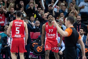 Graikų kariaunos šventė Kaune – liūdesys D. Motiejūnui: po įspūdingo kėlinio „Olympiakos“ įveikė „Monaco“